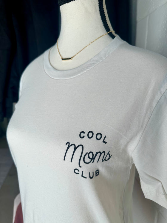 COOL MOMS CLUB Graphic T-shirt