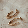 Arie Hoops - Wavy Oblong Earrings: Gold